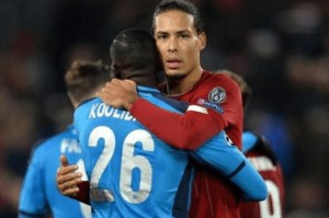  利物浦旧将反戈一击，阿斯皮利奎塔头槌绝杀  