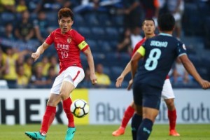  圣保利定位球防守严密，化解对手多次威胁攻势